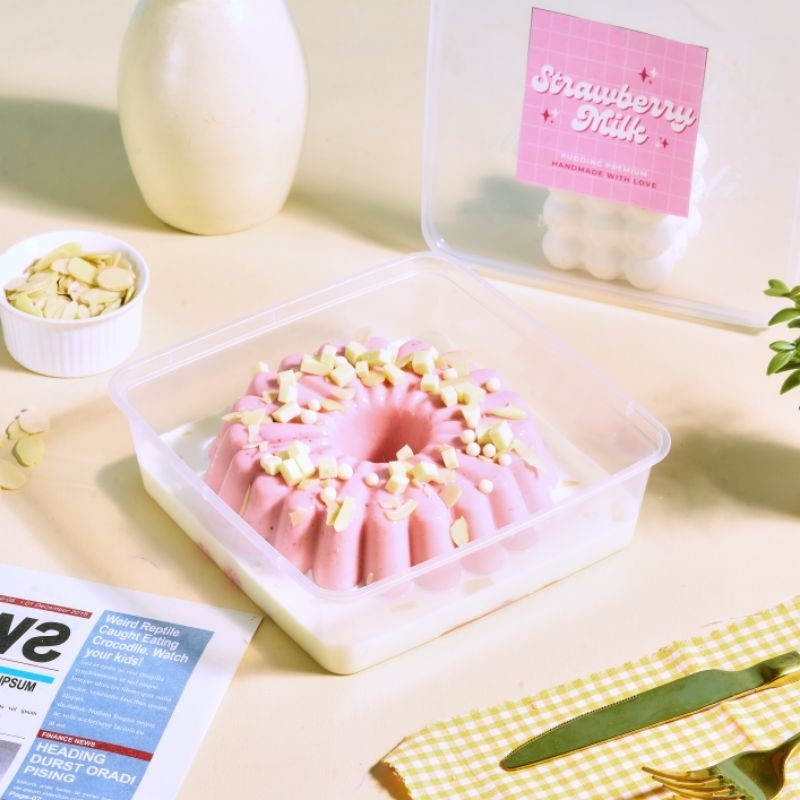 

Kolam Puding Varian Strawberry Milk Diameter 16 cm