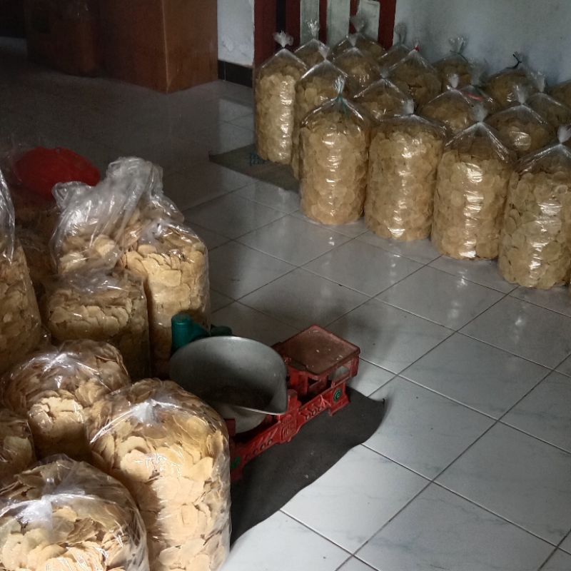 

Emping Melinjo Mentah