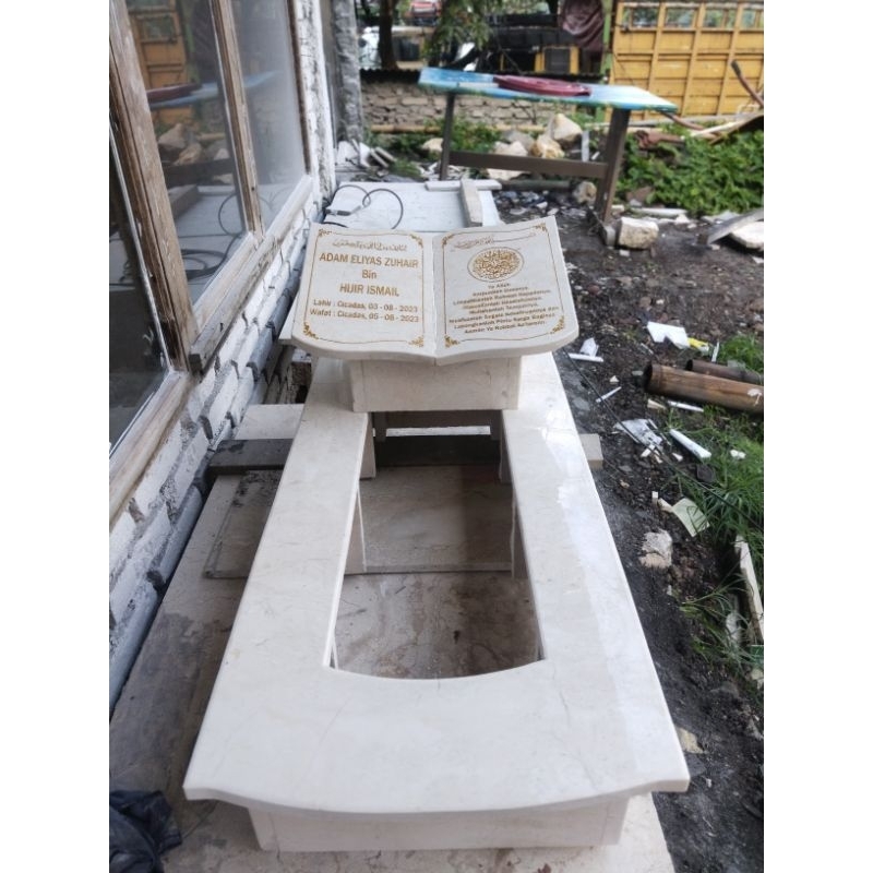 BATU NISQN CASING MAKAM MARMER ANAK 1 TINGKAT