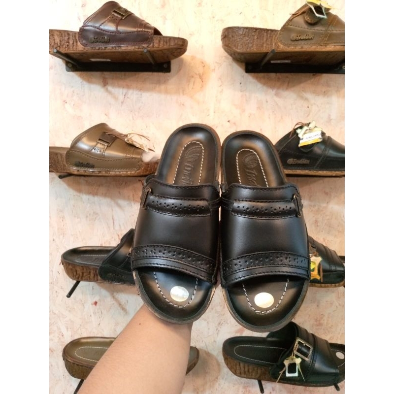 SANDAL KULIT INDIAN PRIA 437 HITAM Asli - Sandal Kulit Indian 437 Original Made in Italy - Sandal Se