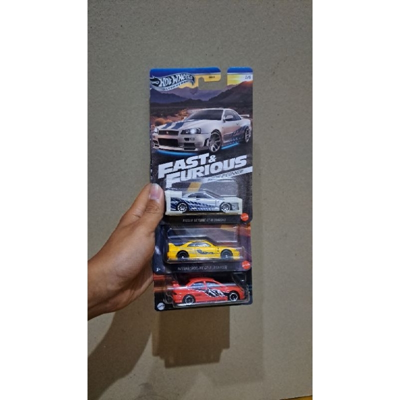 r33 fnf kuning, r34, evo