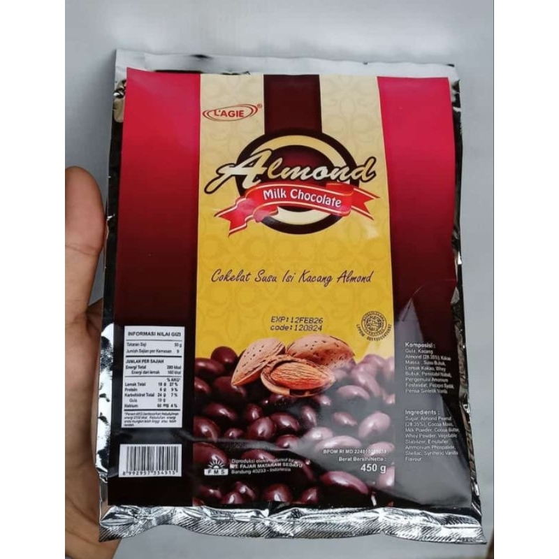 

L'AGIE ALMOND MILK CHOCO 450GR COKELAT SUSU ISI KACANG ALMOND