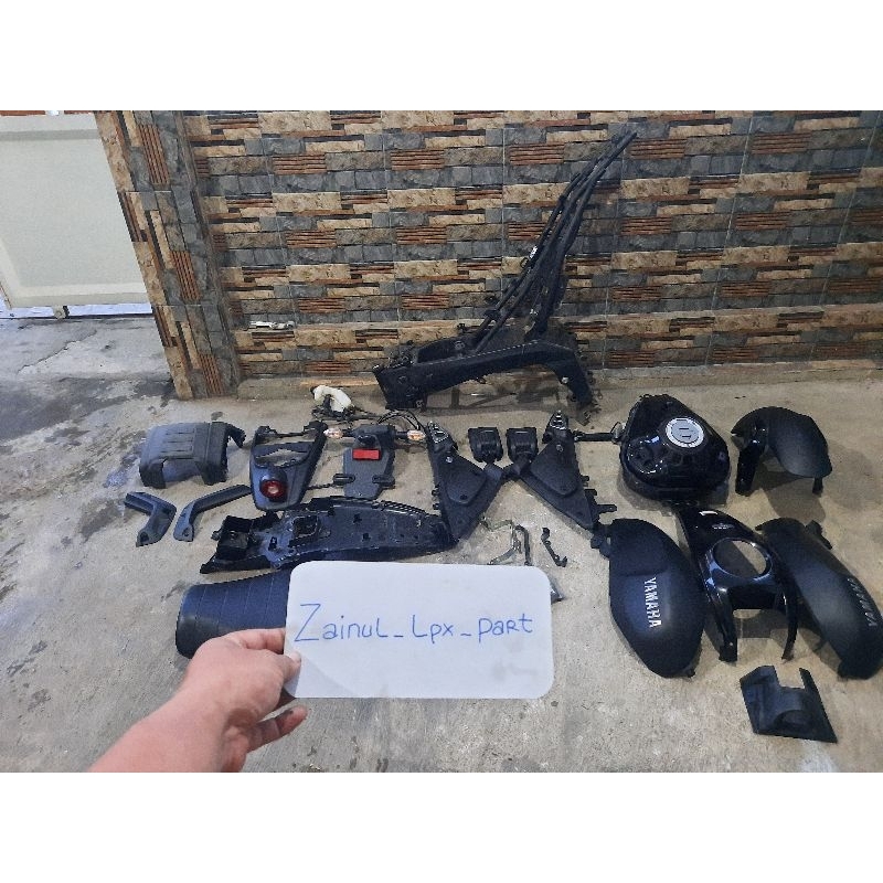 Body XSR155 original dan Rangka xsr155 original