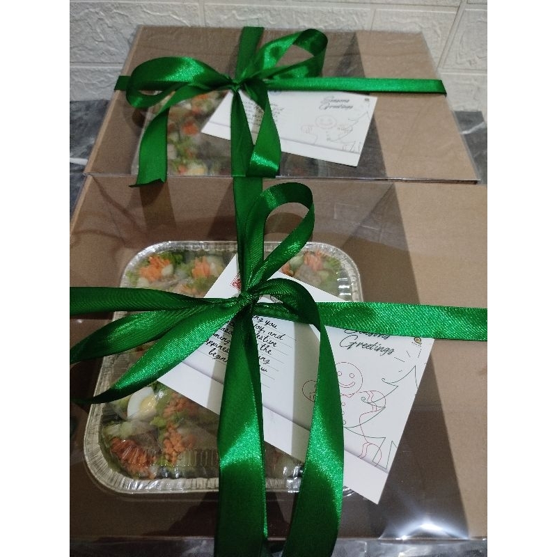

hampers salad roll isi 20 roll dengan minuman