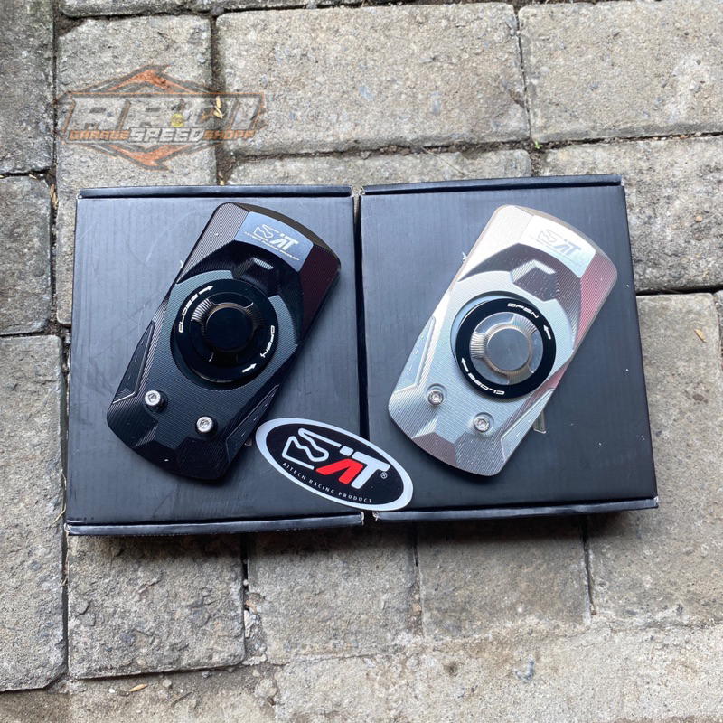 TUTUP TANGKI RX KING ORIGINAL AITECH TUTUP TANGKI RX KING HITAM & SILVER ALUMUNIUM