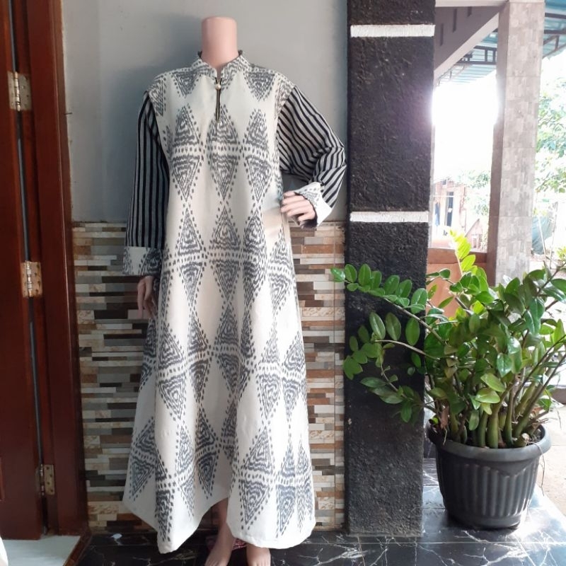 gamis tenun jepara/ gamis raya / gamis kekinian / gamis viral / outfit gamis / outfit viral  / gamis