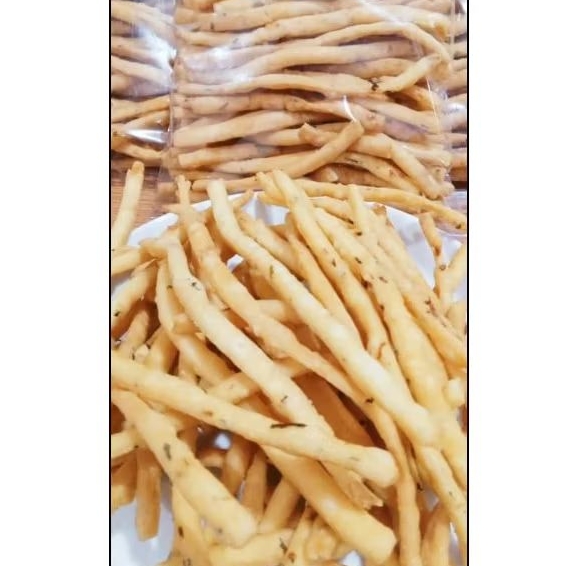 

kue stik bawang/stikbawang cumi/kue untir