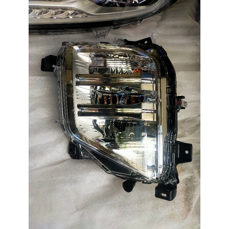 foghlamp Pajero Dakar 2022