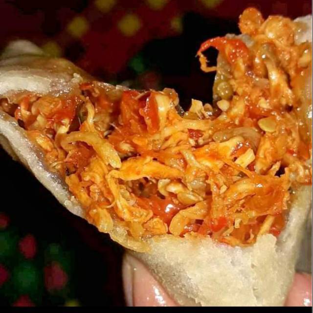 

Cireng Isi Ayam Suwir Pedas 4pcs