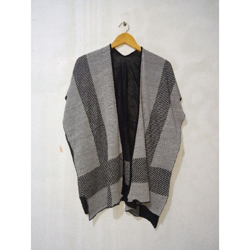 Outer Cape Loose | Rompi Rajut Bolak Balik