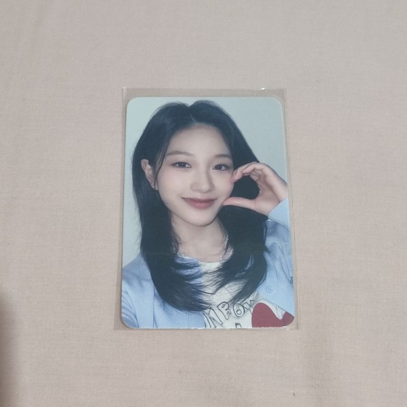Photocard Seoyeon fromis_9 benefit