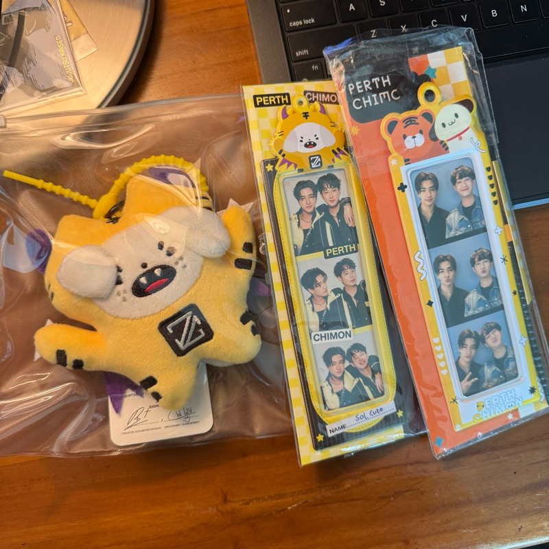 MERCH GMMTV PERTH CHIMON SOL CUTE DOLL KEYCHAIN PHOTOSTRIP HOLDER