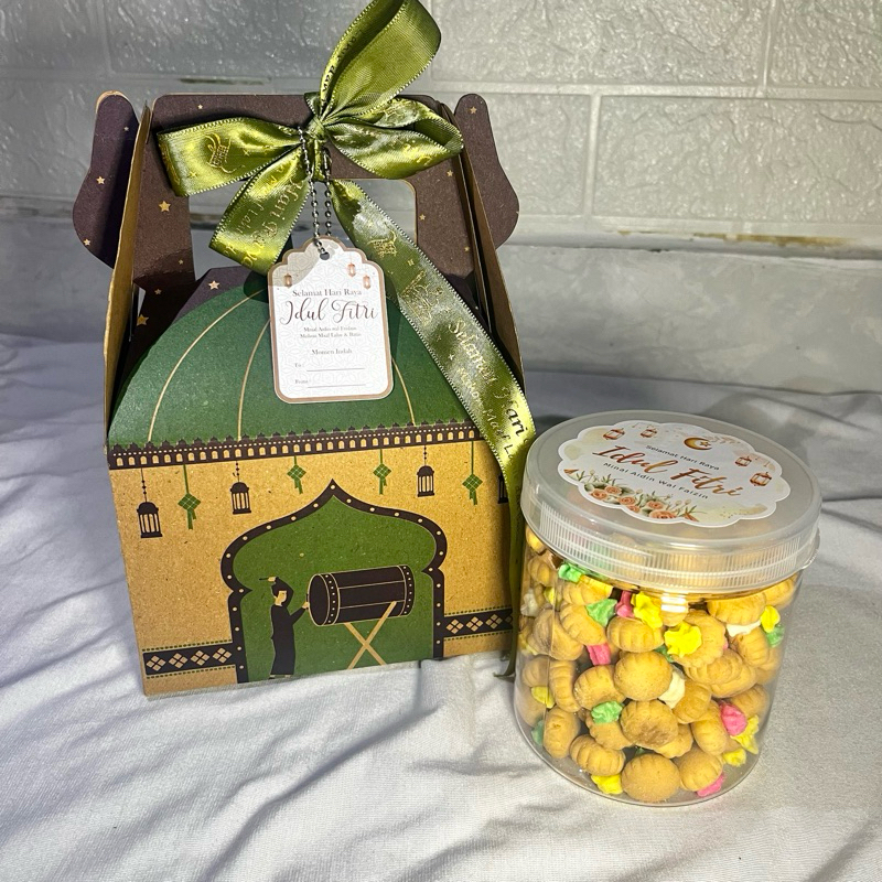 

Momen Indah - Hampers Kue Kering / Hampers Lebaran Idul Fitri