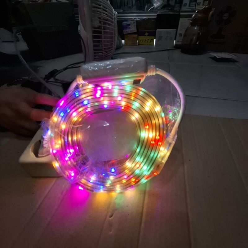 Lampu selang warna warni lampu led strip warna warni ±5m