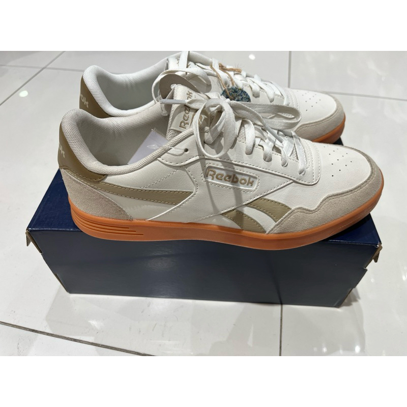 Reebok court advance