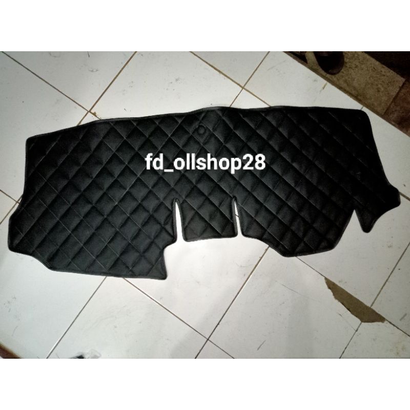 alas dashboard mobil Avanza Veloz