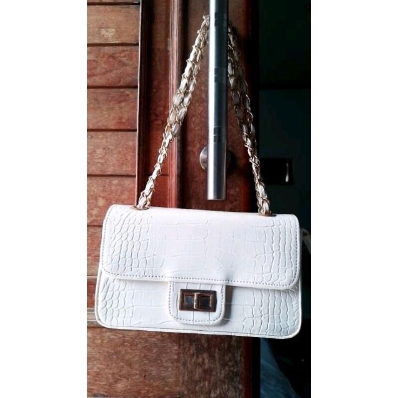 tas heylocal preloved