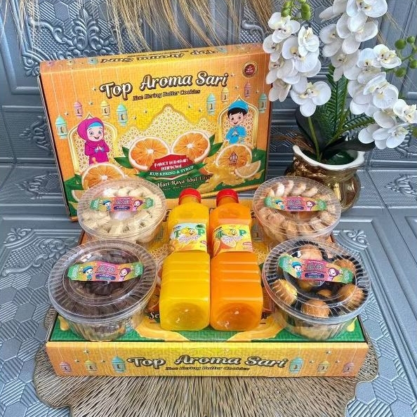 

Paket Kue Kering Lebaran TOP AROMA SARI / Kue Lebaran 6 Toples + 2 Sirup