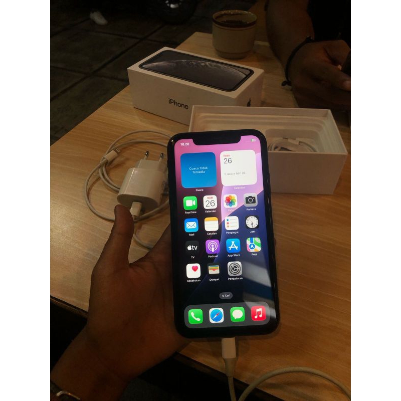 hp second Iphone xr 128gb - black