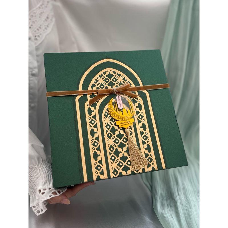 

READY STOCK Hampers Lebaran Parcel Lebaran Kamil Hampers