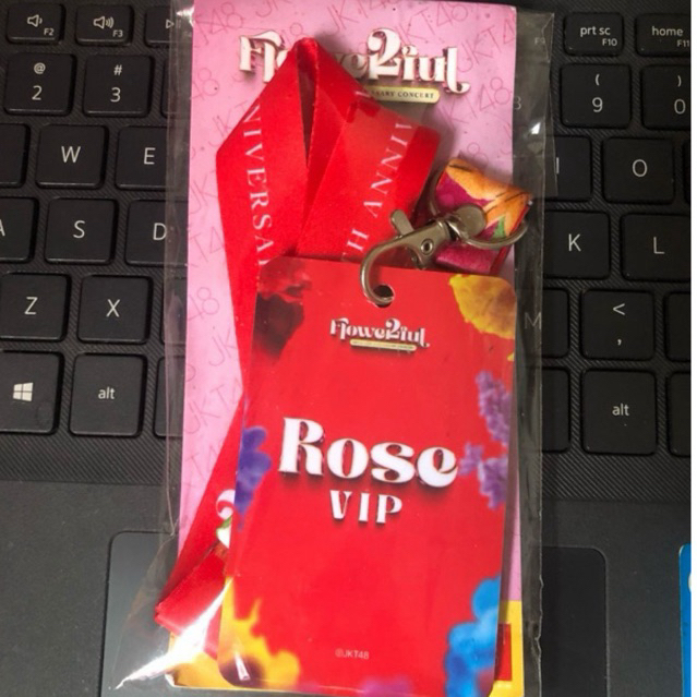 

Lanyard Official JKT48 VIP Rose Flowe12ful Concert
