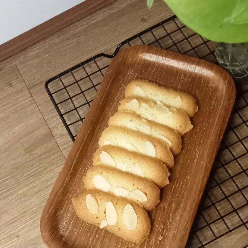 

Lidah kucing Premium