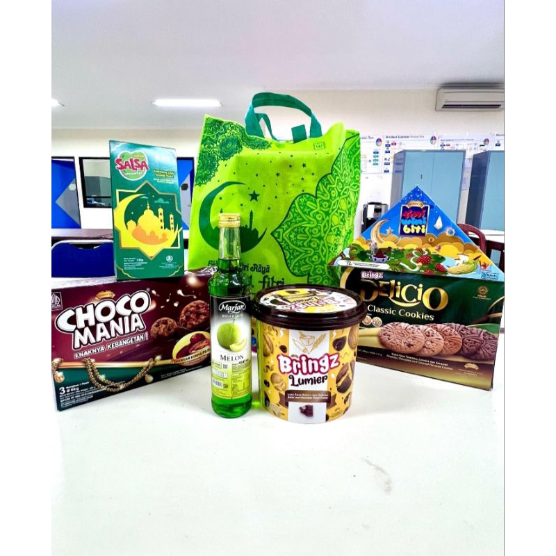 

PAKET HAMPERS LEBARAN