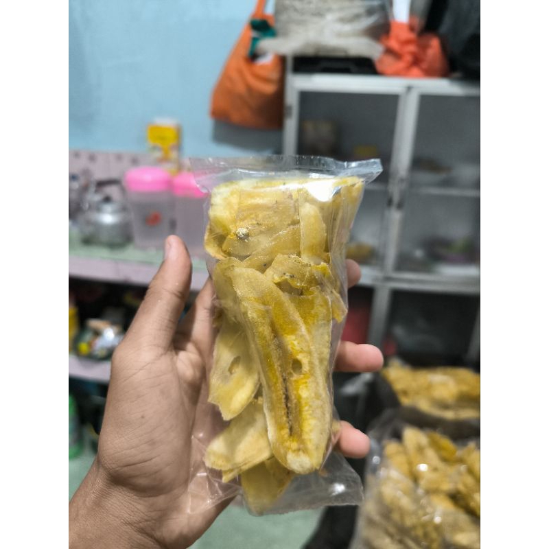 

KRIPIK PISANG KEPOK BUATAN RUMAHAN YANG DIJAMIN RASA DAN KUALITASNYA YG TIDAK MENGECEWAKAN FREE PACKING KARDUS DAN BUBBLE WRAPING, UNTUK DIJUAL LAGI LEBIH MURAH BISA DI CHAT SELLERNYA