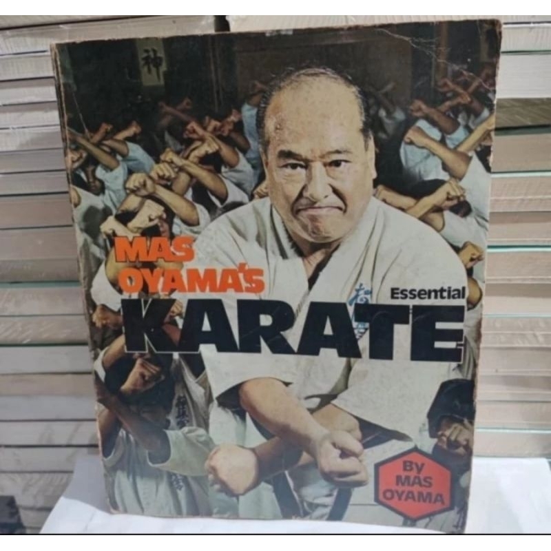 MAS OYAMA' D - ESSENTIAL KARATE - MAS OYAMA