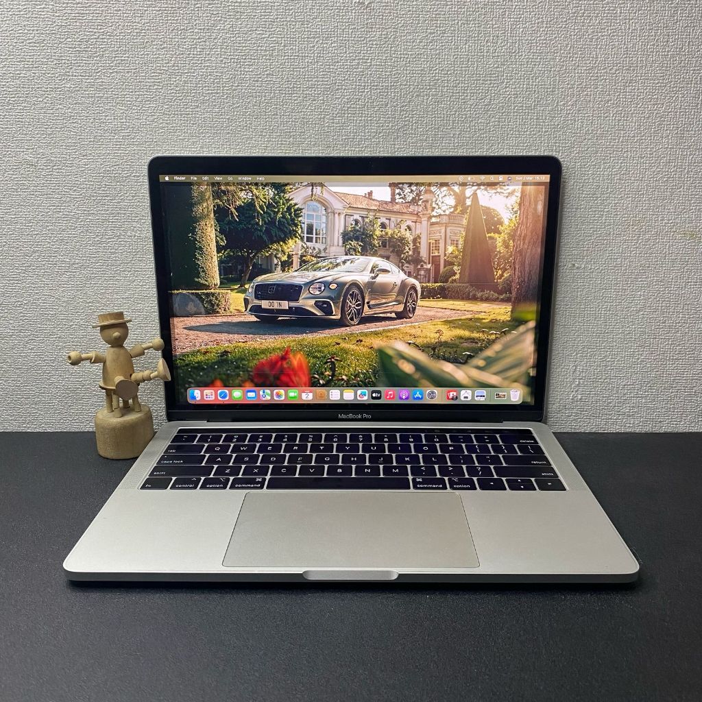 MacBook Pro 2019 /RAM 8GB /SSD 128GB