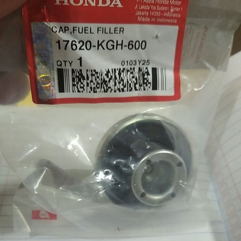 Tutup tangki(Cap full filler)Matic Honda 17620-KGH-600