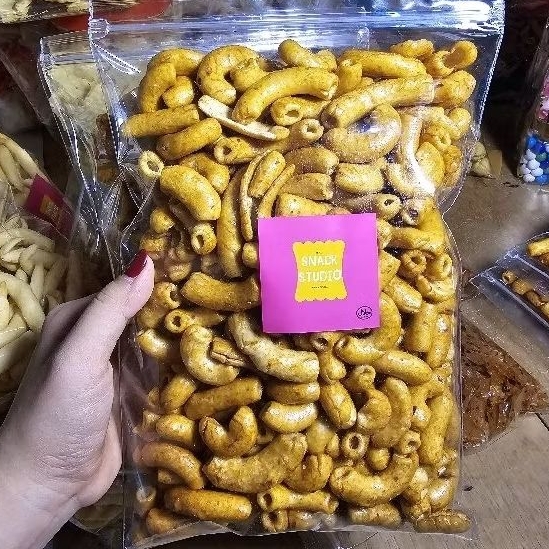 

MAKARONI PEDES MANIS BUMBU RUJAK 250GR | SNACK KILOAN MURAH | SNACK STUDIO