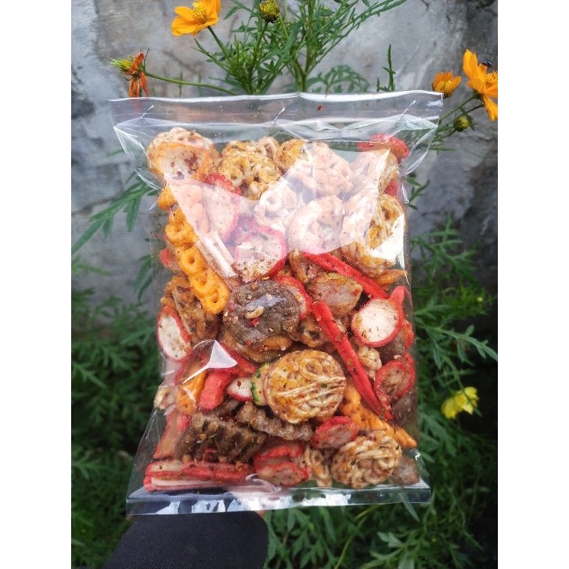 

kerupuk seblak mix/bantet pedas kemasan 180gr