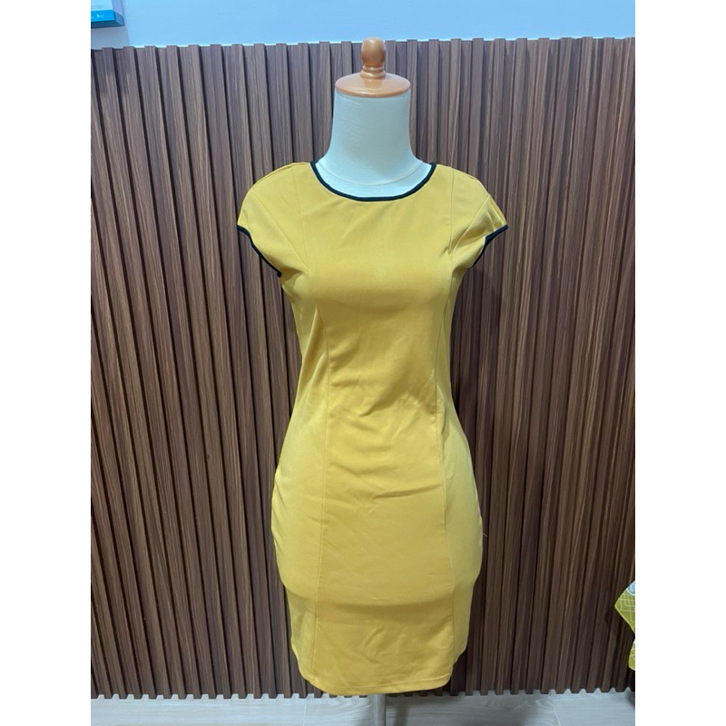 D007-Dress Kuning Urban Reneval