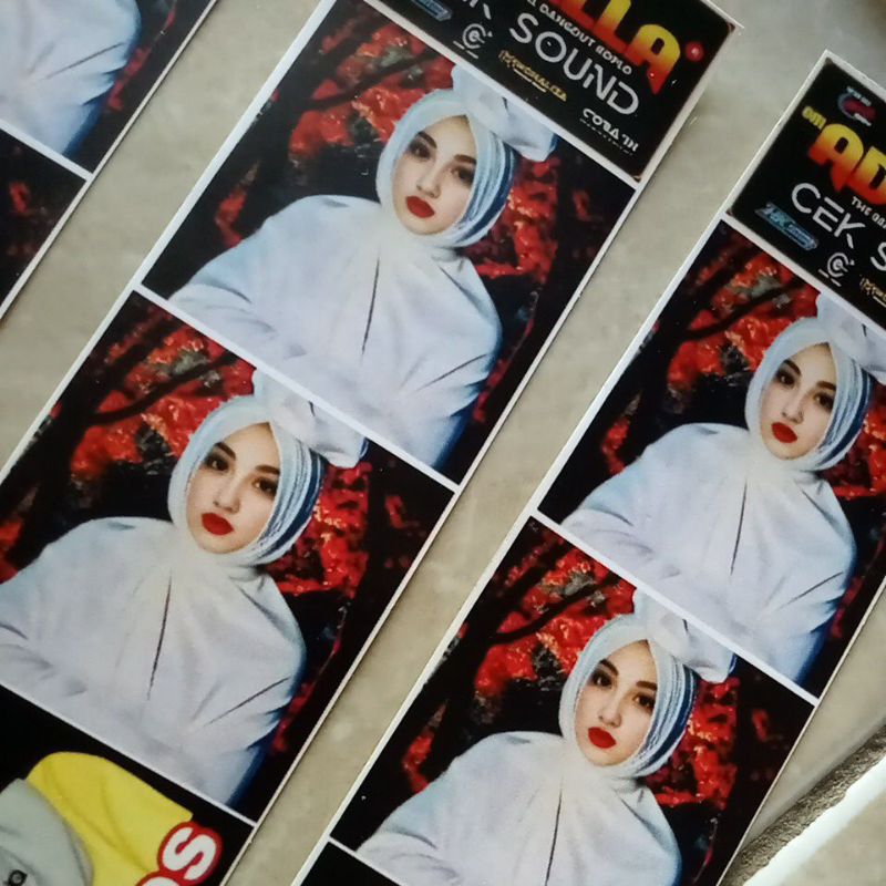 

STIKER GAMBAR DAN KATA KATA 4 PCS BAHAN CROMO GLOSY