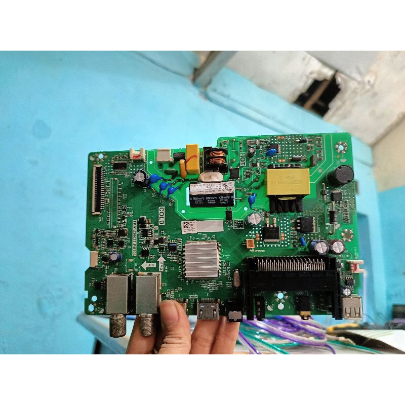 mainboard mesin tv led HISENSE 32A5000F