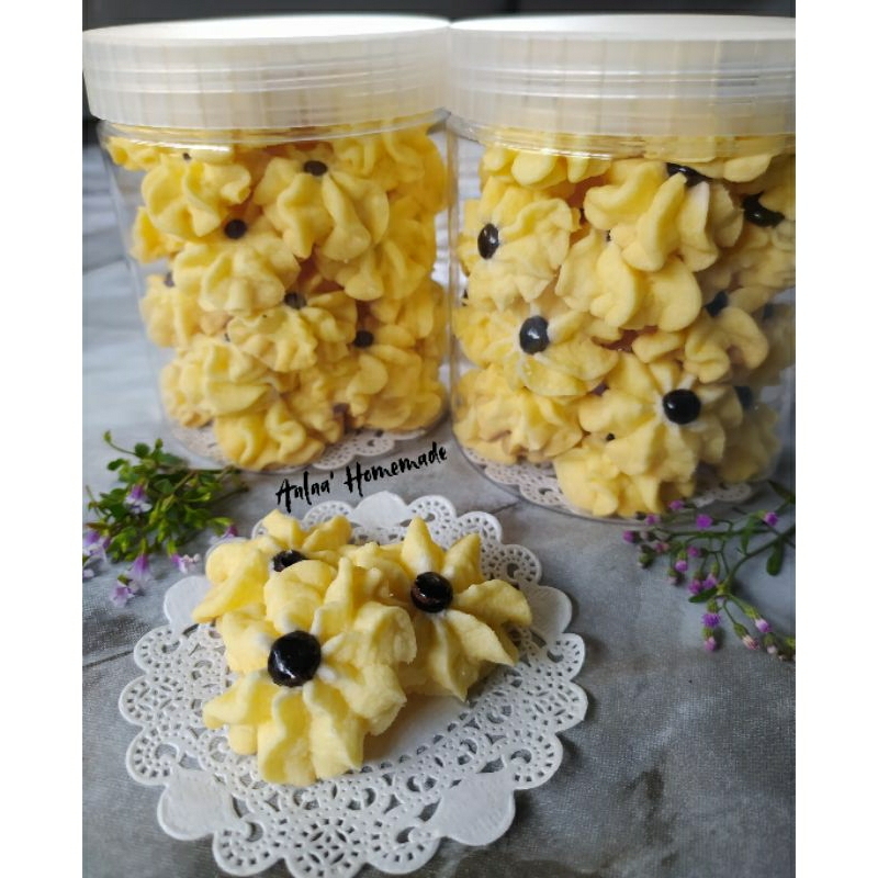 

Kue Kering Semprit Dahlia Toples Tabung Jar 500ml