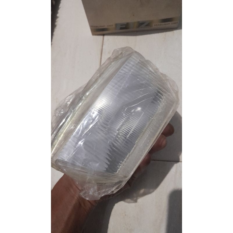 Repektor lampu depan yamaha force 1