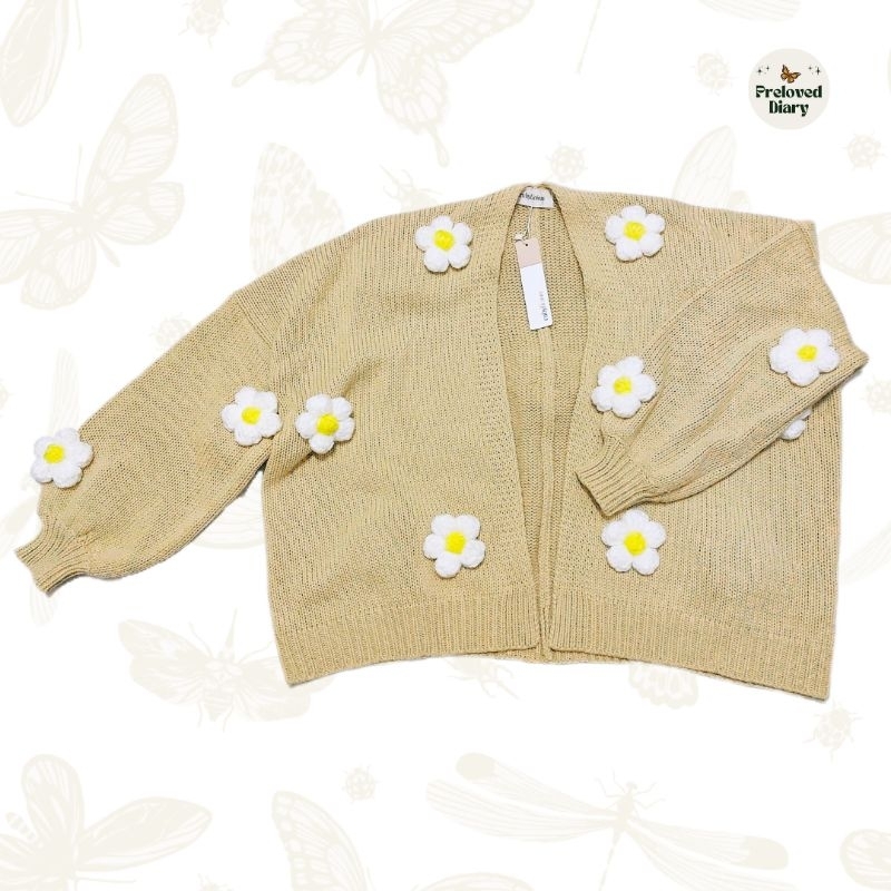 Rubylicious Jeju Flower Knitted Cardigan (Free Size)