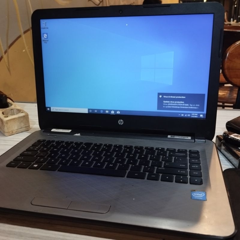Laptop Notebook HP 14-ac001TU bekas