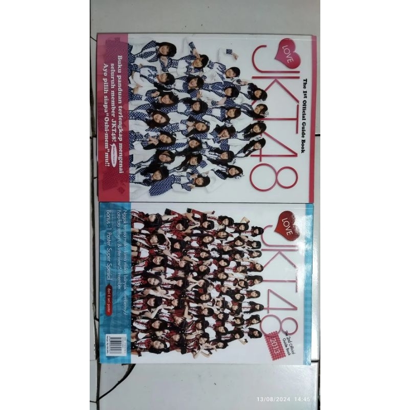 OFFICIAL GUIDE BOOK JKT48