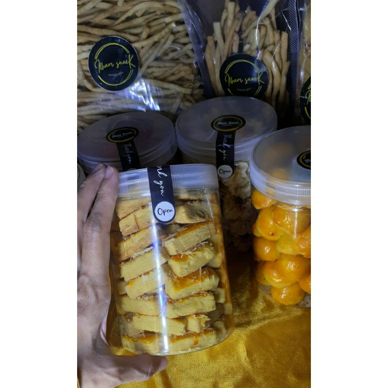 

Kue Kering Kastengel 750ml Tanpa Bahan Pengawet | Castengel