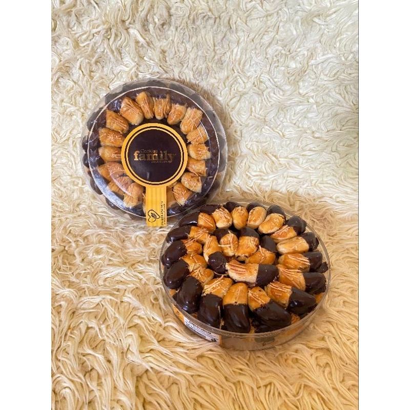 

Choco cese nastar by family cookies kemasan 600gram