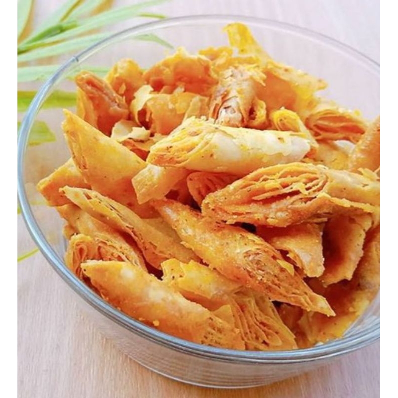 

KERIPIK KULIT LUMPIA/LUMRING WINZ FOOD