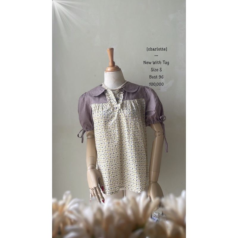 Blouse atasan top katun kerah collar bulat lengan puffy sleeve balon serut ikat pita motif polkadot 