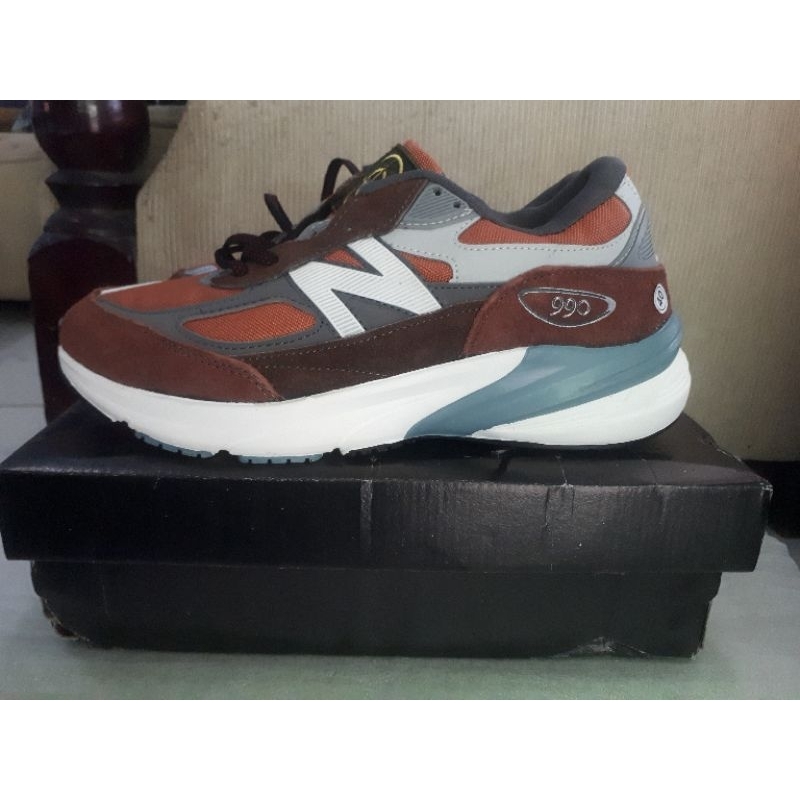 New Balance 990 SI