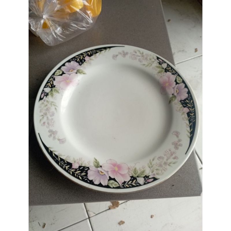 PIRING MAKAN KERAMIK MOTIF BUNGA MERAH MUDA MADE IN CHINA