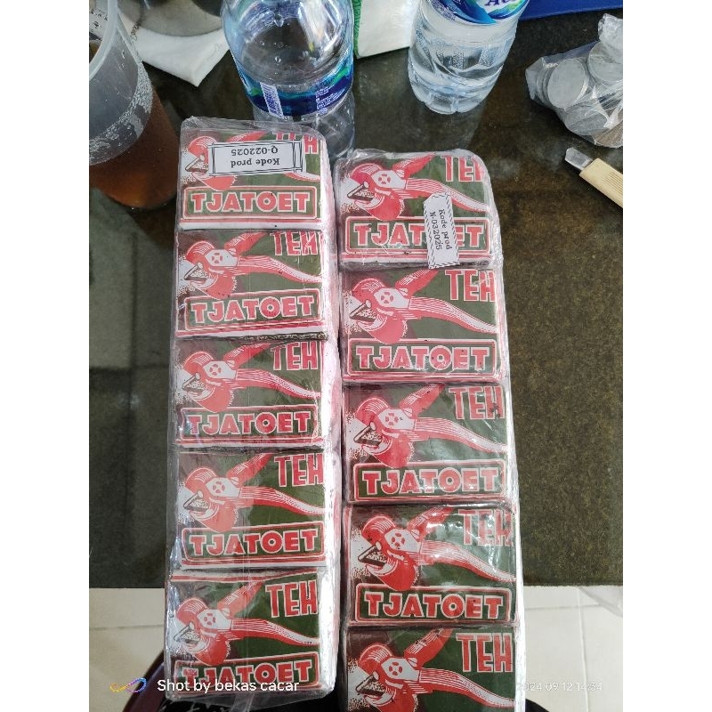 

Teh Tjatoet Istimewa 80g 2tang Kwee Pek Hoey