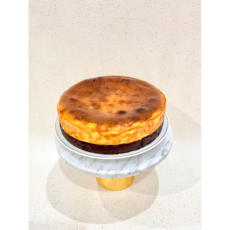 

Brownie Basque Cheesecake