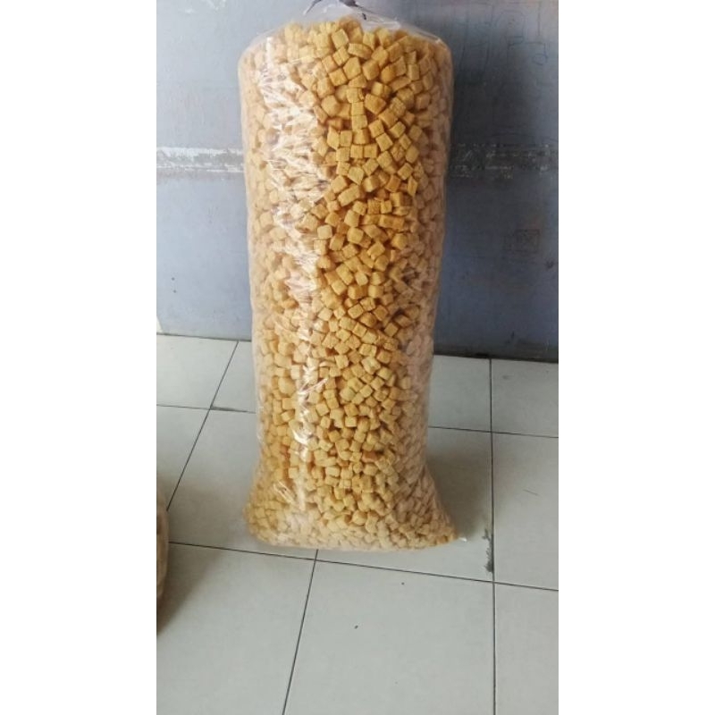 

Kerupuk Mini Super Renyah - Cemilan Gurih & Nikmat (1kg)